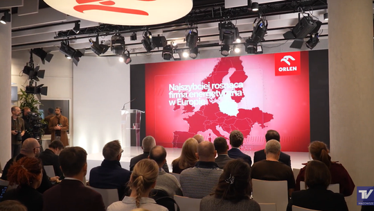 76,5 mld zł przychodów i 7,7 mld zł zysku netto. ORLEN podsumował rekordowy kwartał