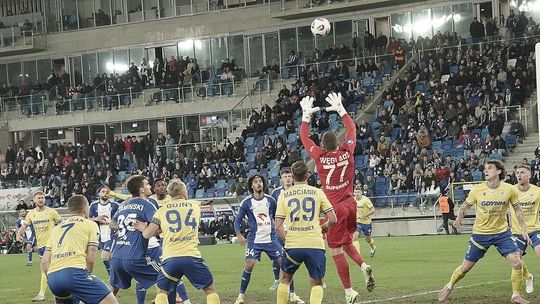 Nafciarze na deskach