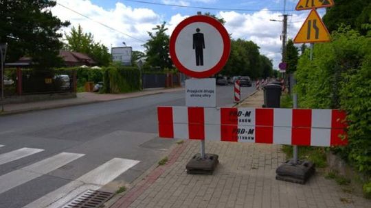 Bezpieczniej w Rawie Mazowieckiej – wyniesione przejście na ul. Słowackiego