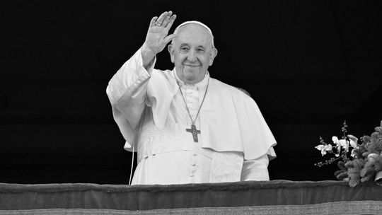 Biskup płocki Szymon Stułkowski wydał oświadczenie po śmierci Papieża Franciszka