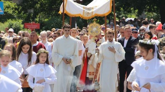Boże Ciało w centrum i Wiślana Procesja Eucharystyczna