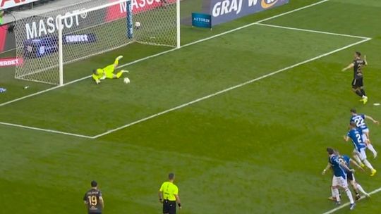 Punkt na Enea Stadionie