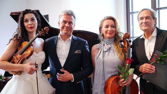 Dla niepodległej w Domu Darmstadt