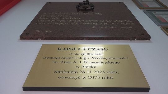 Kapsuła czasu w szkole - jubilatce