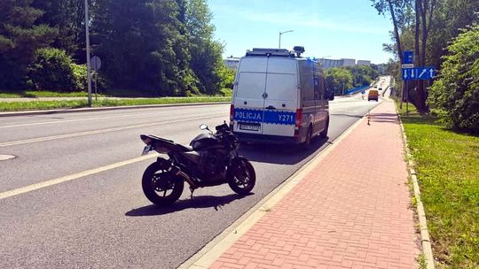 Kolizja na Łukasiewicza. Motocyklista w szpitalu