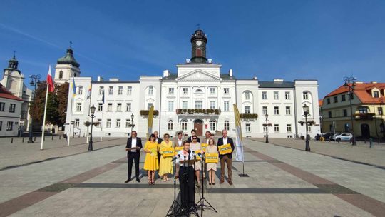 Konferencja prasowa zorganizowana przez sztab Okręgu 16 Polska 2050 Szymona Hołowni