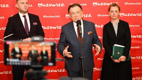 Marszałek wzywa skarb państwa i NFZ do zwrotu 100 mln zł!