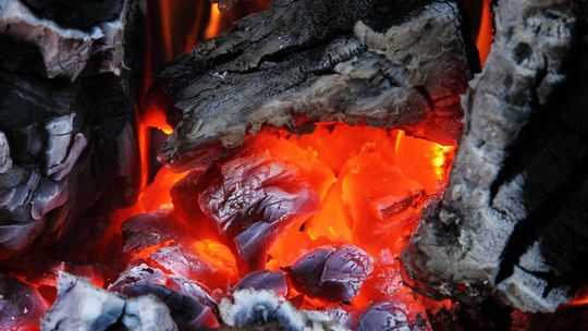 Mieszkańcy Płocka zainteresowani preferencyjnym zakupem węgla powinni składać wnioski!