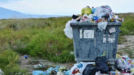 Mieszkańcy protestują przeciwko budowie sortowni odpadów