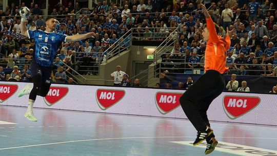 Nafciarze przełamali paryskie fatum