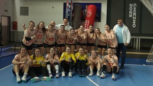 Nie pomogły superligowe posiłki