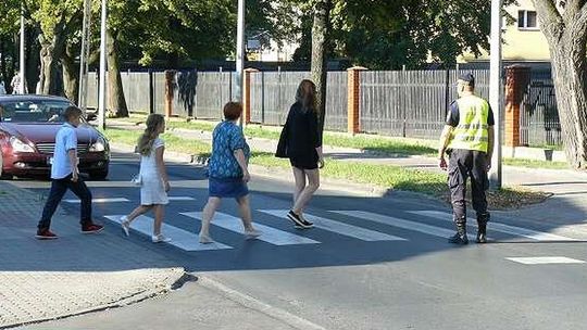 Nietrzeźwy rowerzysta przy szkole