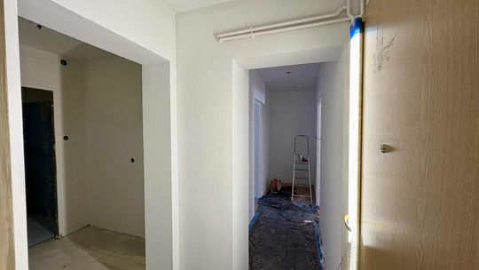 Nowy początek dla potrzebujących. Płońsk otwiera mieszkanie pełne wsparcia i ciepła