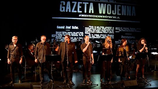 Orkiestra ponownie w teatrze