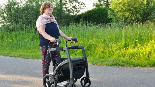 Parkinson krok po kroku odbiera życie. Ale można z nim walczyć.