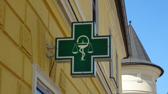 Praca aptek w święta Bożego Narodzenia