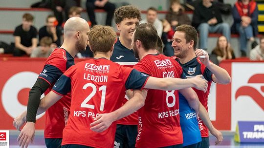 Rozgościli się na fotelu lidera