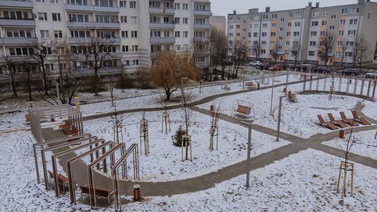 Skwer rekreacyjny przy ul. Braci Jeziorowskich gotowy do użytku!