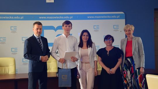 W Akademii Mazowieckiej w Płocku zakończono realizację projektu „Akademia Ekonomii Praktycznej – warsztaty dla młodzieży”