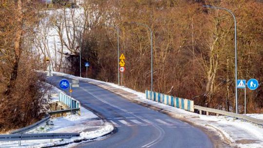 Wahadło na moście przy Szpitalnej