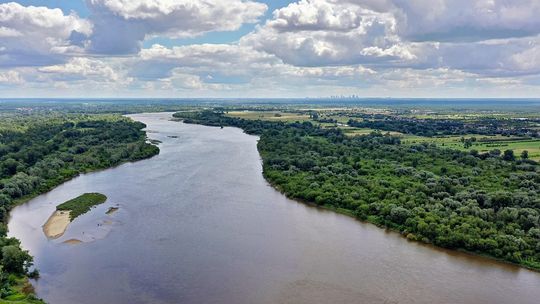 Wydobywają 80 tys. m³ osadów. Wisła ma być głębsza i bezpieczniejsza