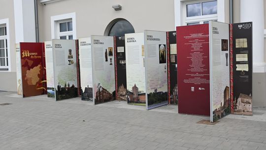 Wystawa „Mazowsze dla Korony” dotarła do Sierpca