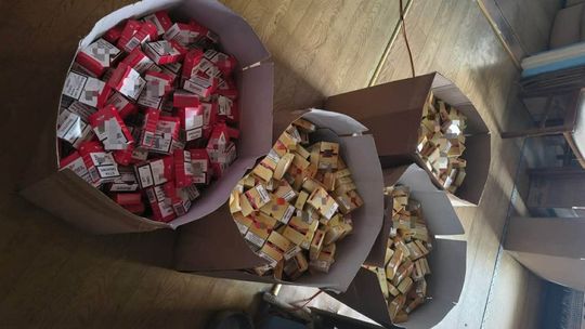 Zabezpieczyli ponad 7,5 tys. paczek nielegalnych papierosów