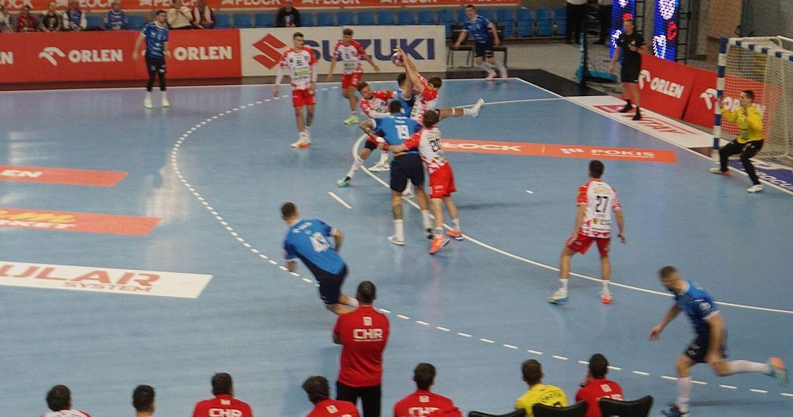 Bez szaleństwa, ale za trzy punkty Bez szaleństwa, ale za trzy punkty