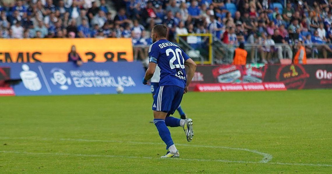 Remis w Kielcach, lider w Płocku