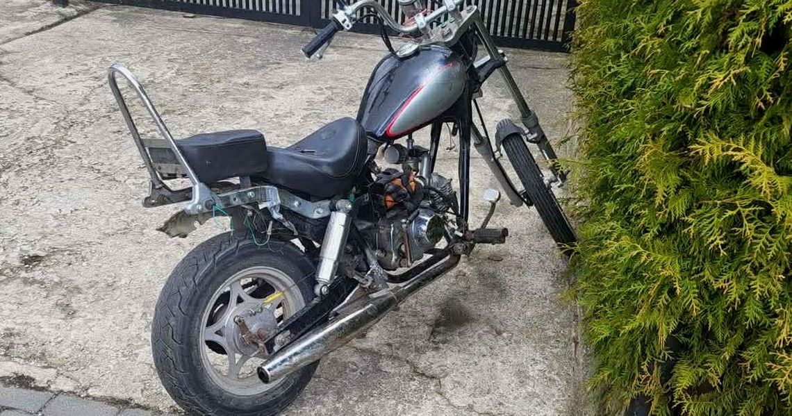 Był tak pijany, że spadł z motocykla