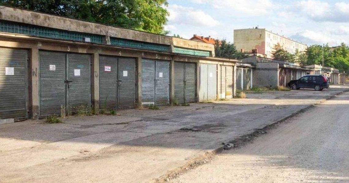 Garaże Na Skarpie rozpalają emocje