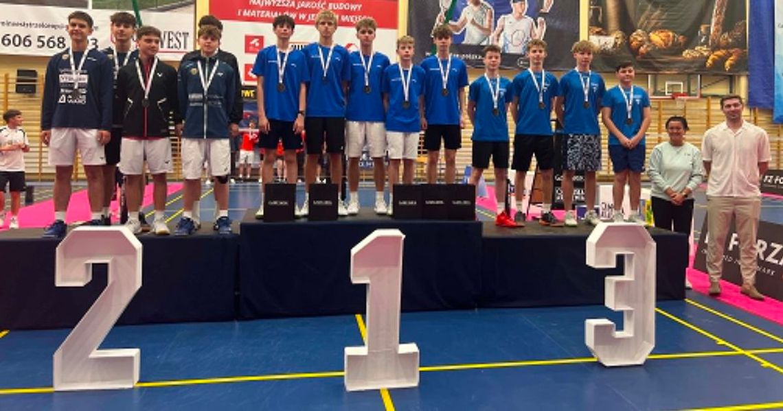 Kolejne medale badmintonistów