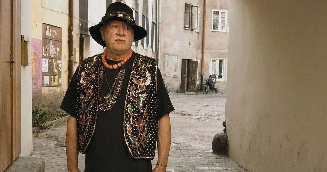 Kolorowy ptak bohaterem książki i wystawy
