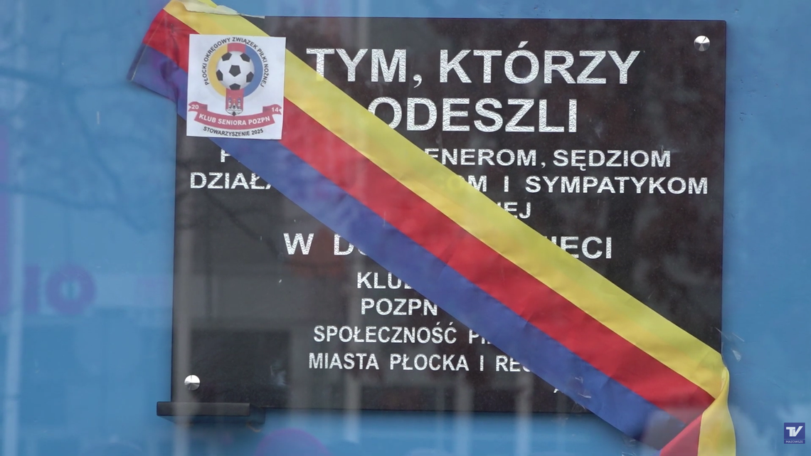 Płock pamięta o swoich piłkarzach – niezwykła tablica ku czci ludzi futbolu