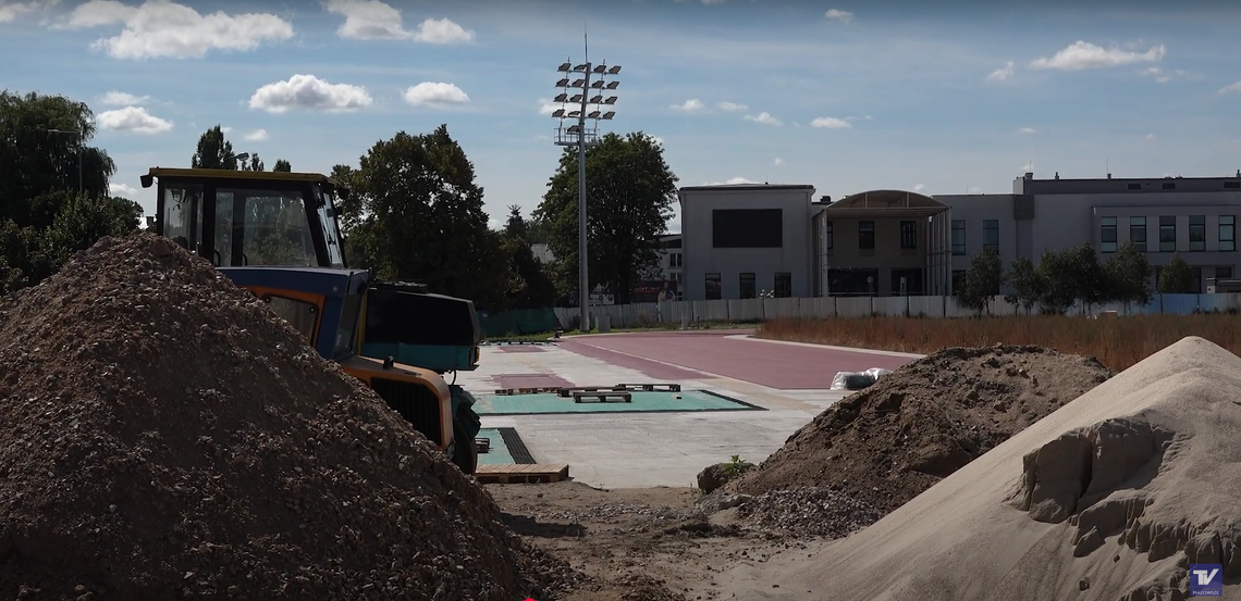 Płońsk zyska obiekt sportowy na miarę XXI wieku. Prace wyprzedzają harmonogram