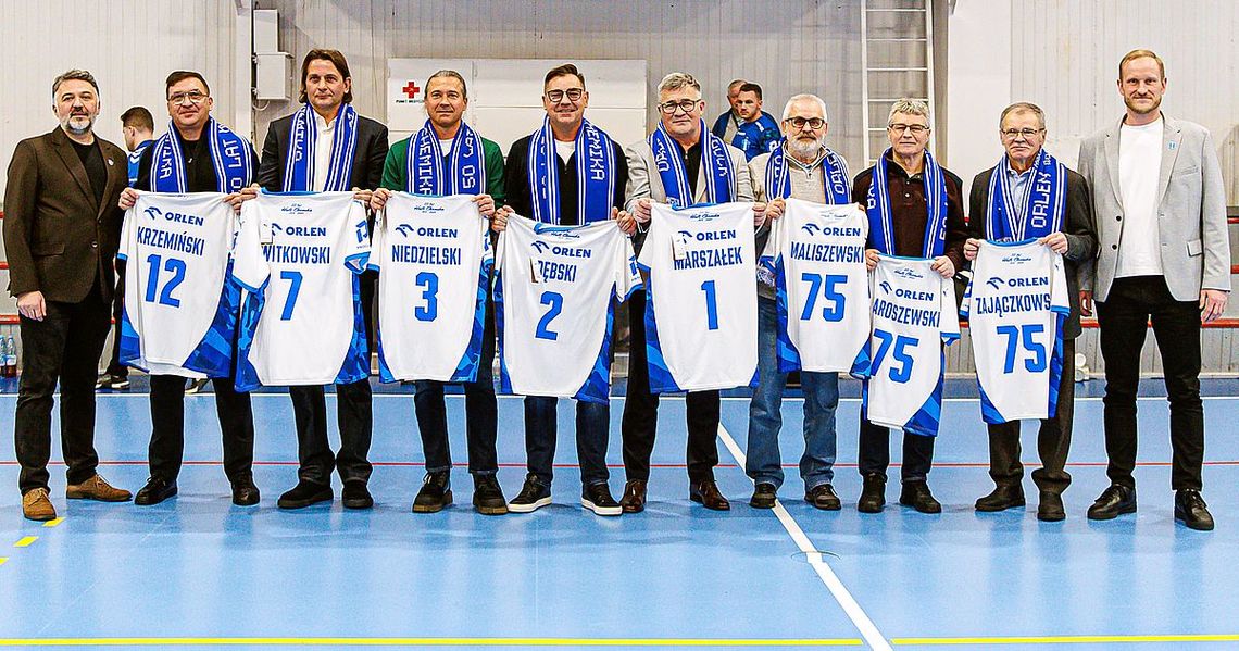 Poprzeczka zawieszona wyjątkowo wysoko