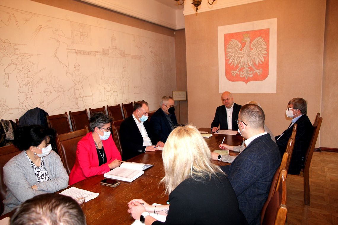 Prezydent Płocka zwołał dziś posiedzenie Miejskiego Zespołu Zarządzania Kryzysowego