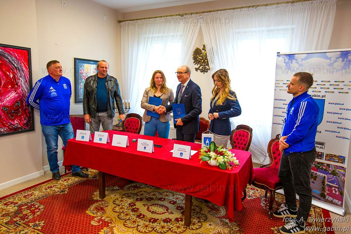 Przebudowa stadionu miejskiego w Gąbinie Przebudowa stadionu miejskiego w Gąbinie