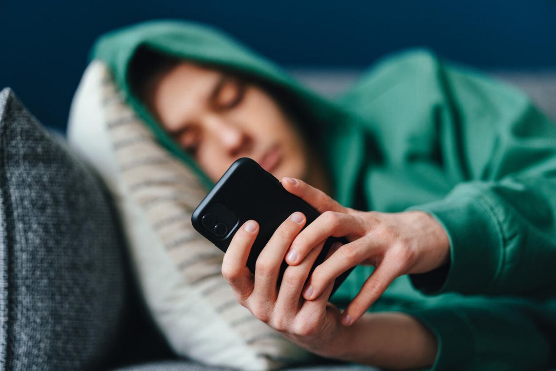 Raport nt. krzywdzenia dzieci w Internecie