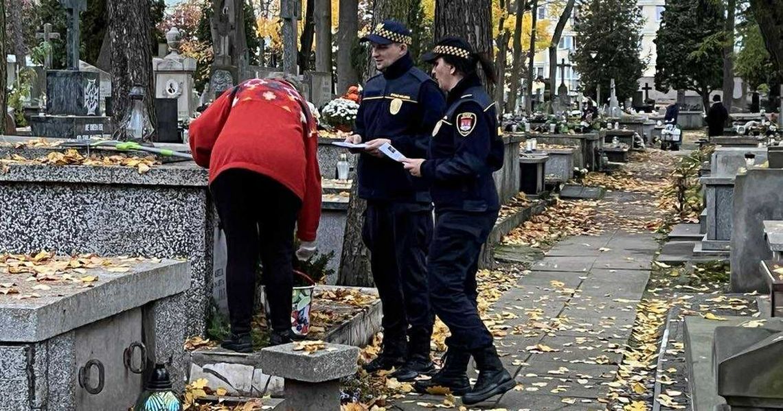 Uważajmy na cmentarzach