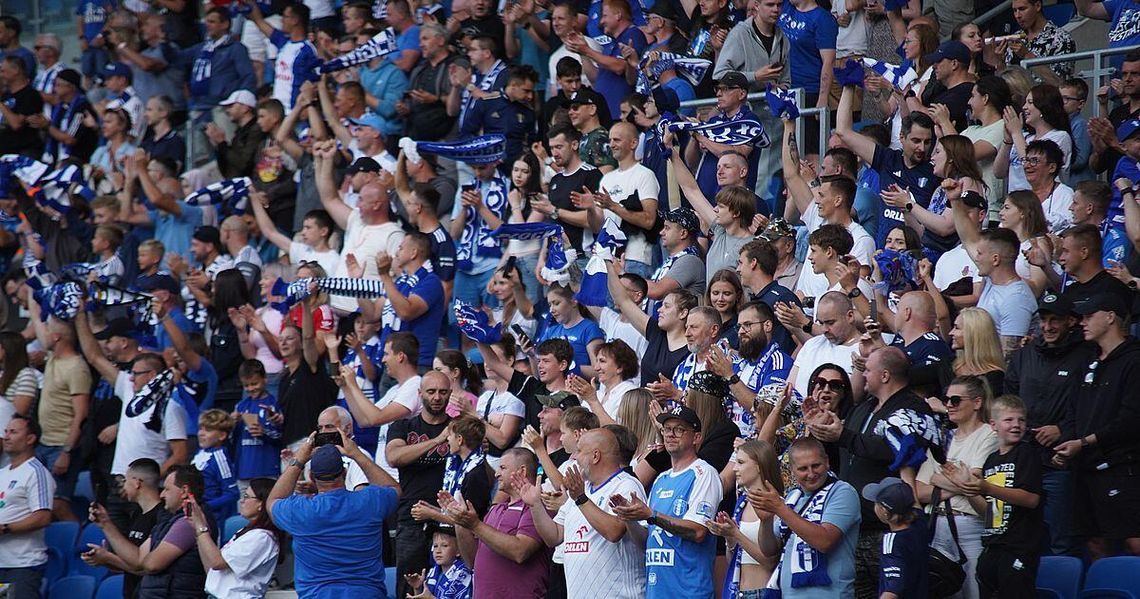 Wisła Płock z dwiema licencjami