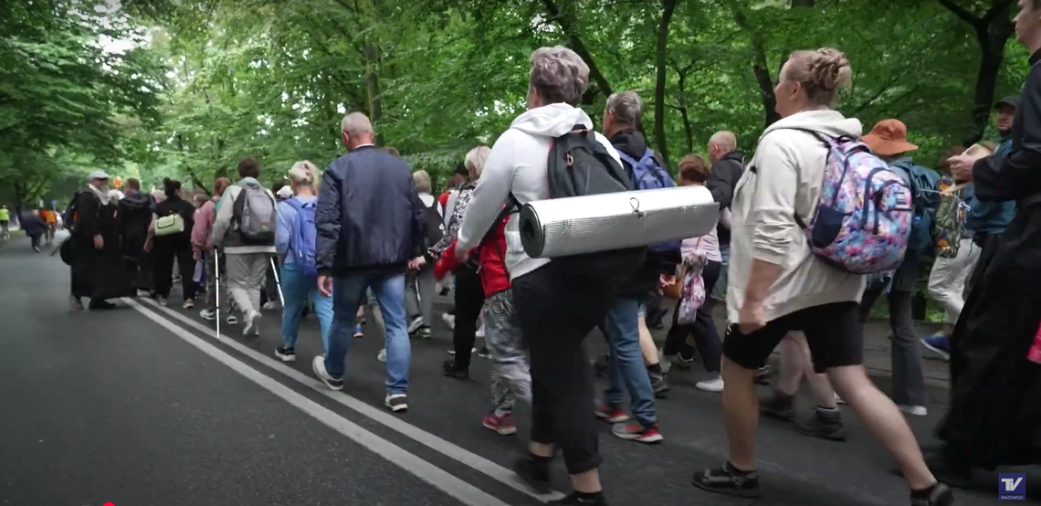 Wyruszyli z nadzieją – trwa 44. pielgrzymka z Płocka na Jasną Górę