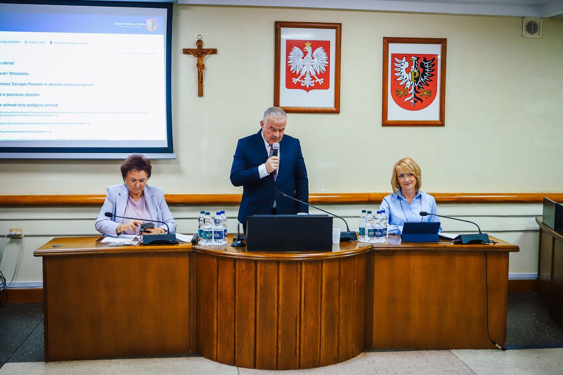 XV Sesja Rady Powiatu w Płocku XV Sesja Rady Powiatu w Płocku